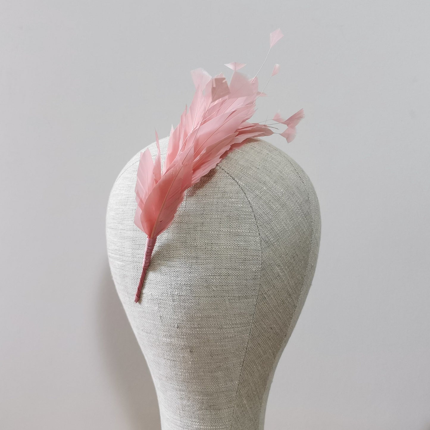 LUNA Feather Headband Fascinator in Dusky Pink