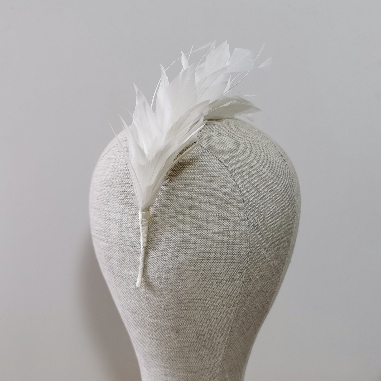 LUNA Feather Headband Fascinator in Ivory